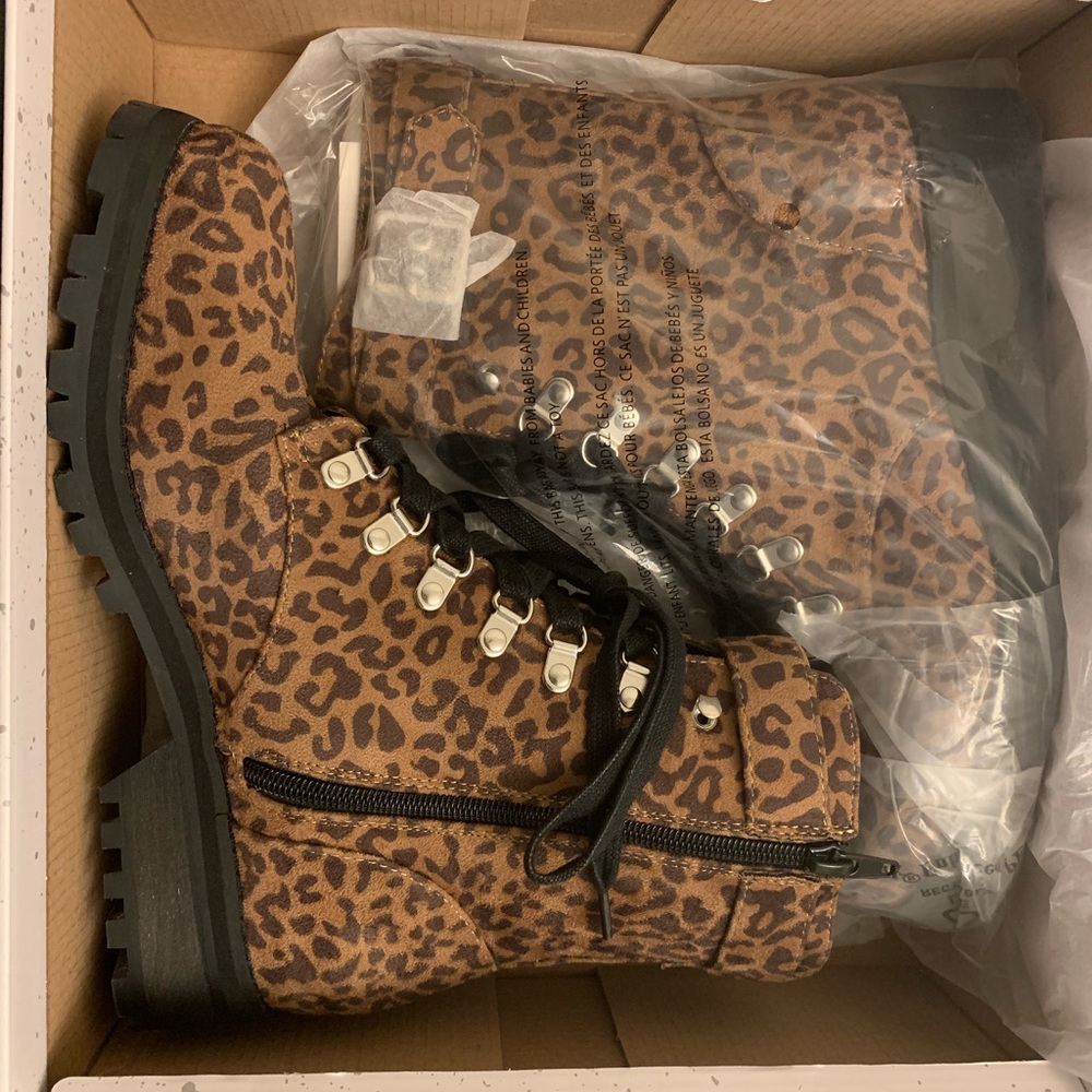 NWT Abound Victor Leopard Print Combat boot